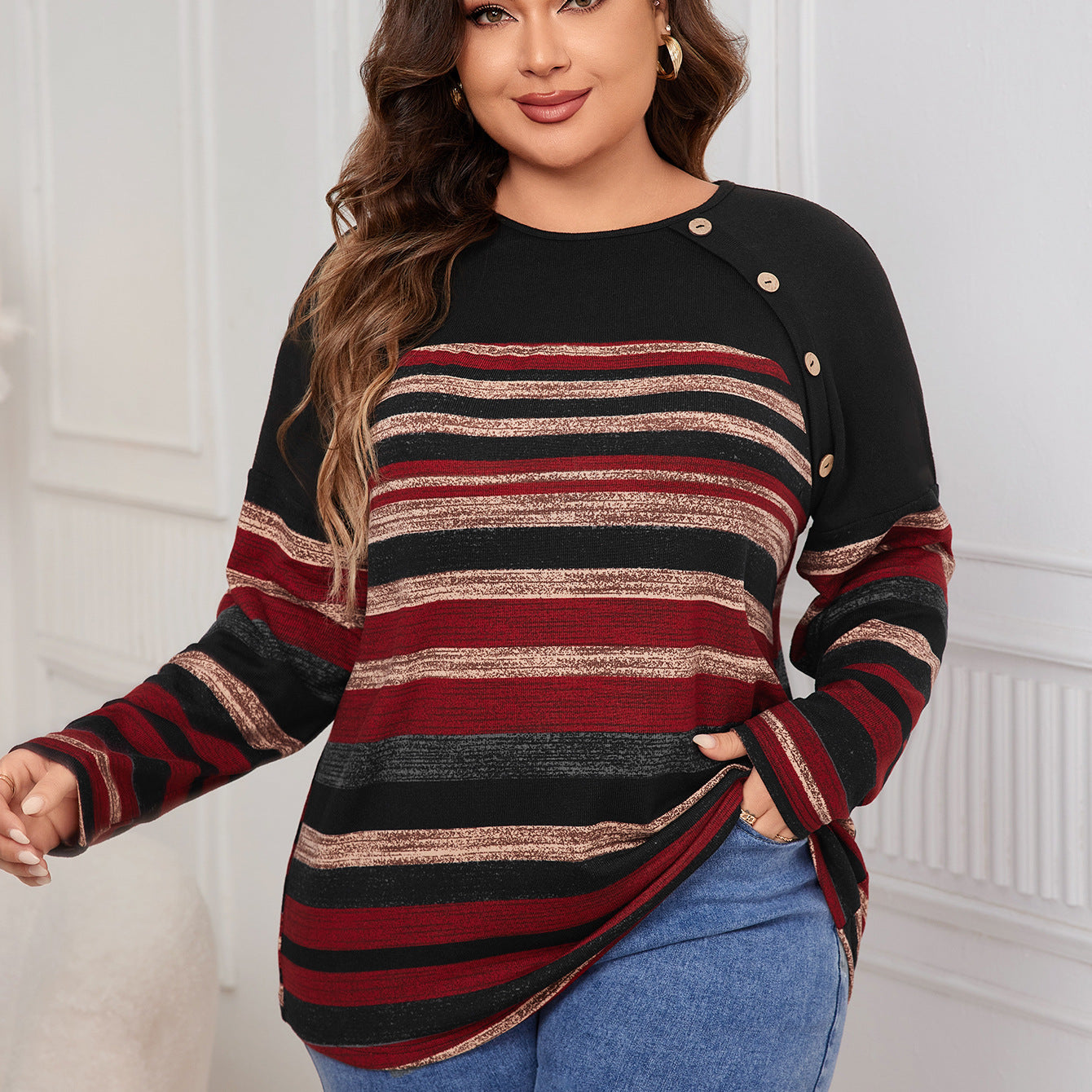 Plus Size Striped Long Sleeved Shirt Women Popular Round Neck Shirt Plump Girls Loose Top