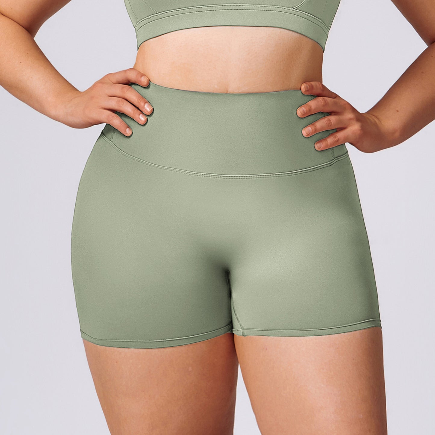 Shorts Pea Green